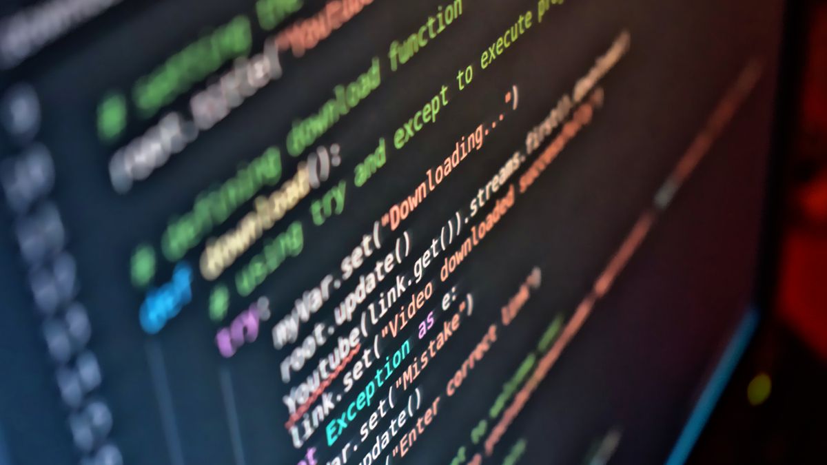 PG聚鑫汇官网版|【暗涌：熟人叙事下的心理悬疑重构】